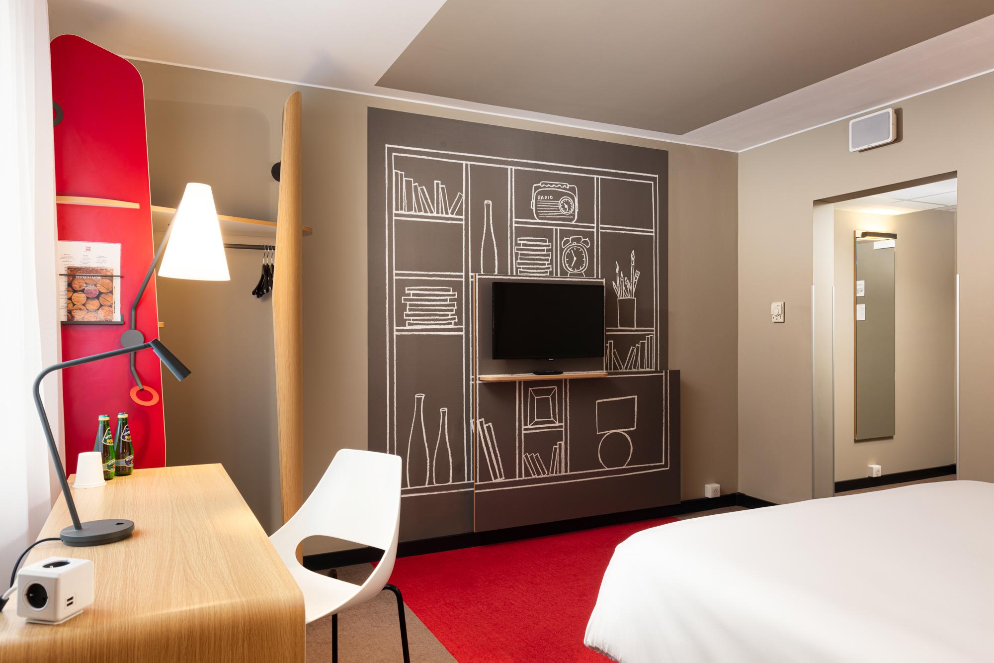 Ibis Poznan Centrum Hotell Exteriör bild